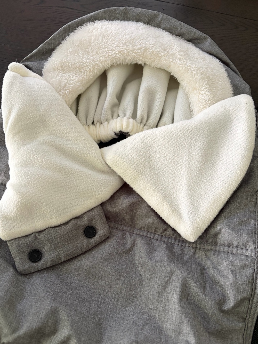 Skip Hop Heather Grey Car Seat Cover - Picture 3 of 6